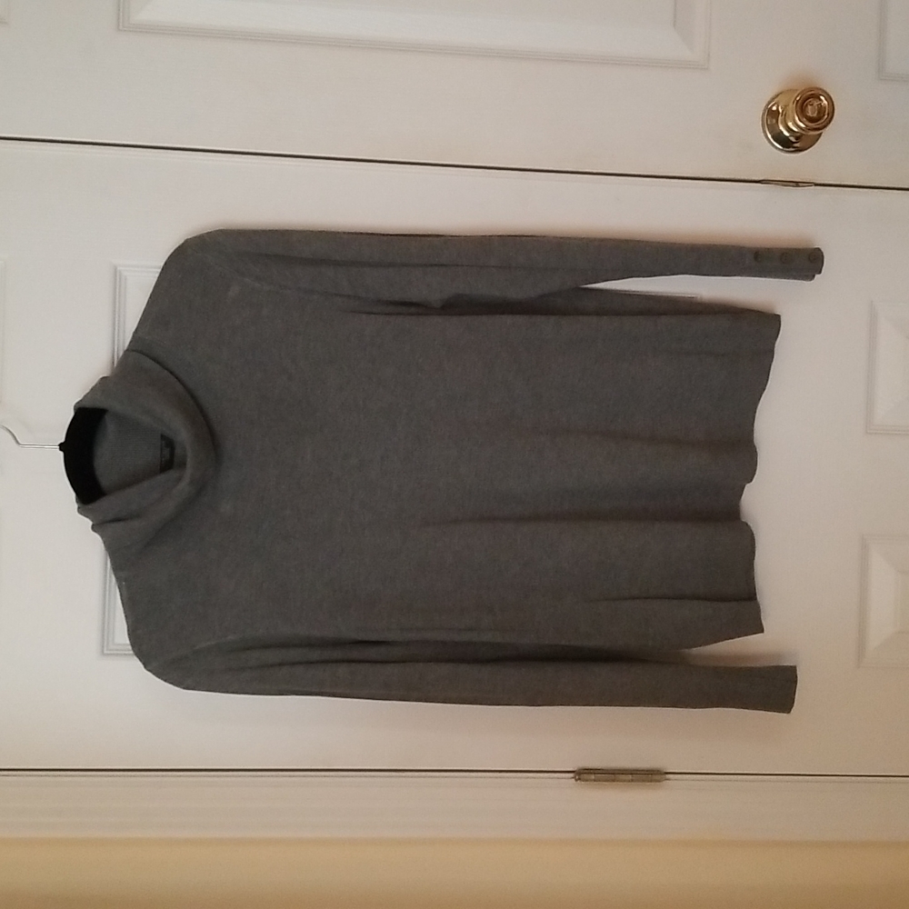 Ann Taylor Ladies Petite Turtleneck